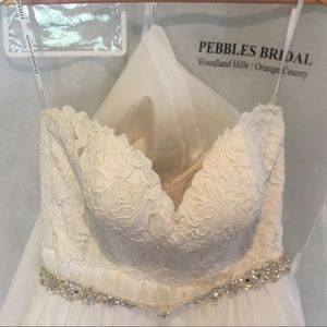 Essence of Australia wedding dress